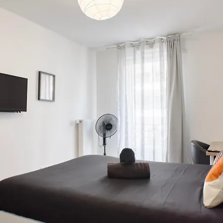 アパート Elegant *